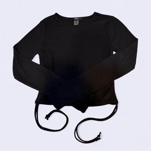 Forever 21 Black Long Sleeve Cropped Top – L